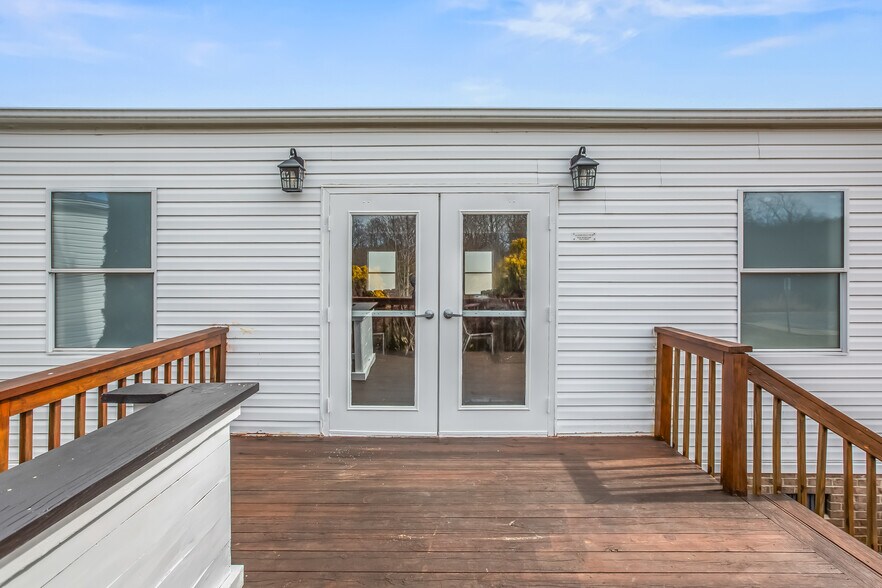 More Photos Of 1255 Mountainview Rd, King Religious Facility For Sale