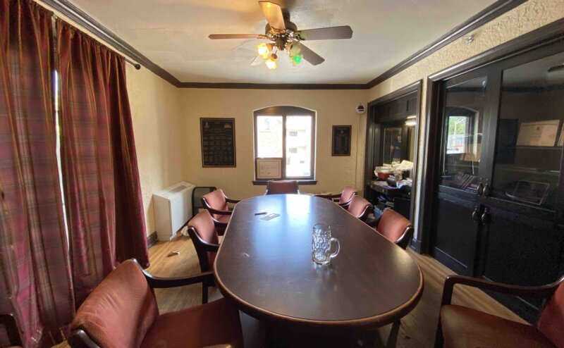 More Photos Of 1110 S 2nd St, Champaign Sorority Fraternity House For Sale