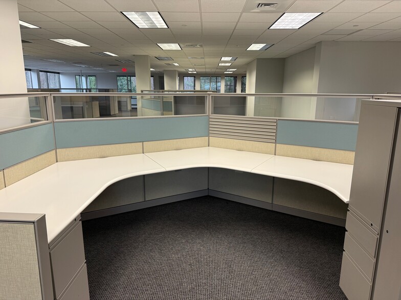 More Photos Of 55 Corporate Dr, Trumbull Office For Lease