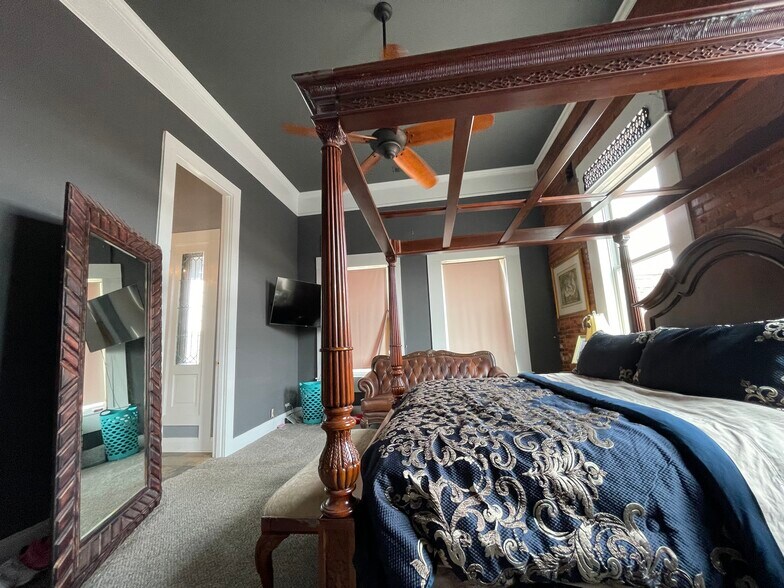 More Photos Of 117 N Jefferson Ave, Eatonton Storefront For Sale