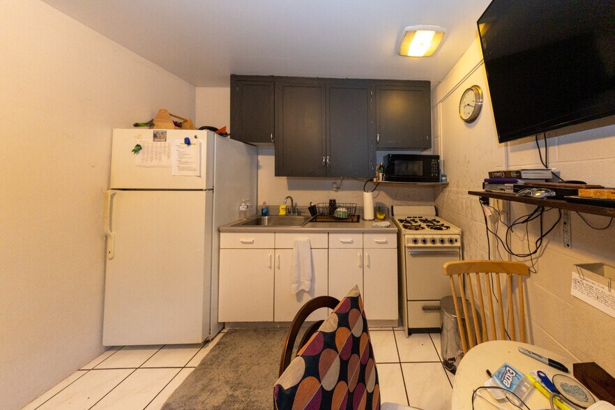 More Photos Of 904 Piikoi St, Honolulu Apartments For Sale