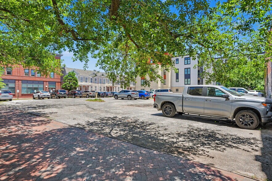 More Photos Of 512-514 Martin Luther King Jr Blvd, Savannah Storefront Retail Residential For Lease