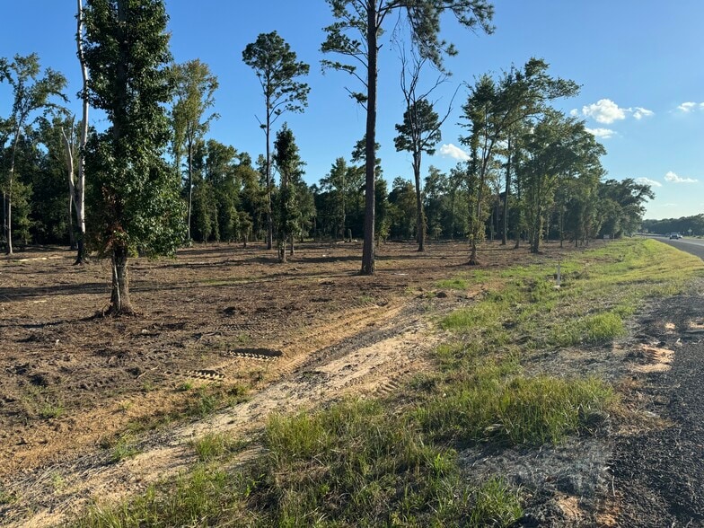More Photos Of 16393 Highway 31, Tyler Land For Sale
