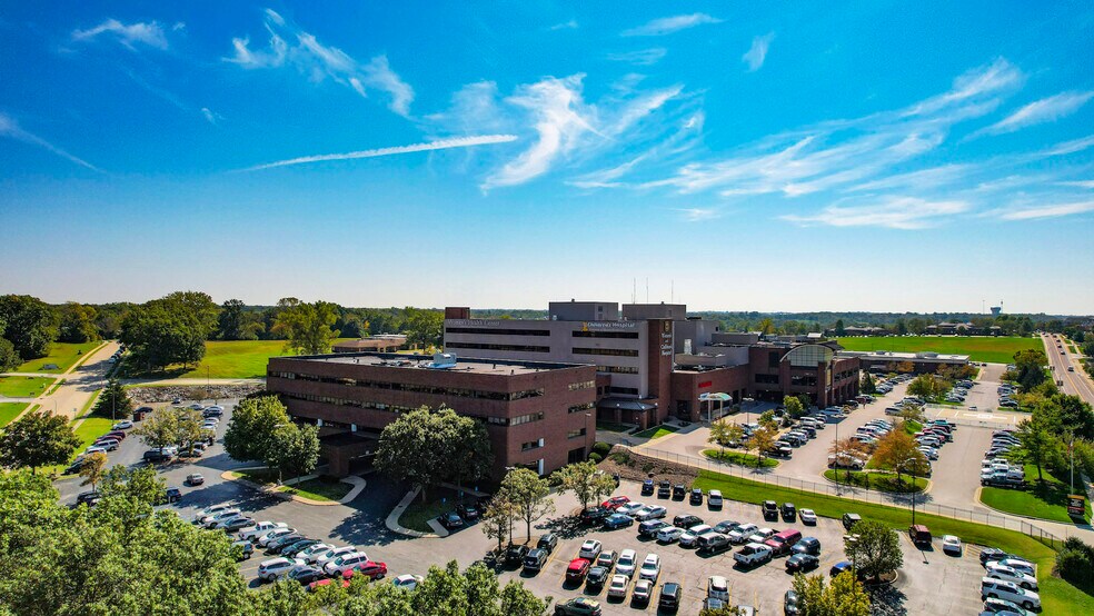 More Photos Of 500 N Keene St, Columbia Medical For Sale