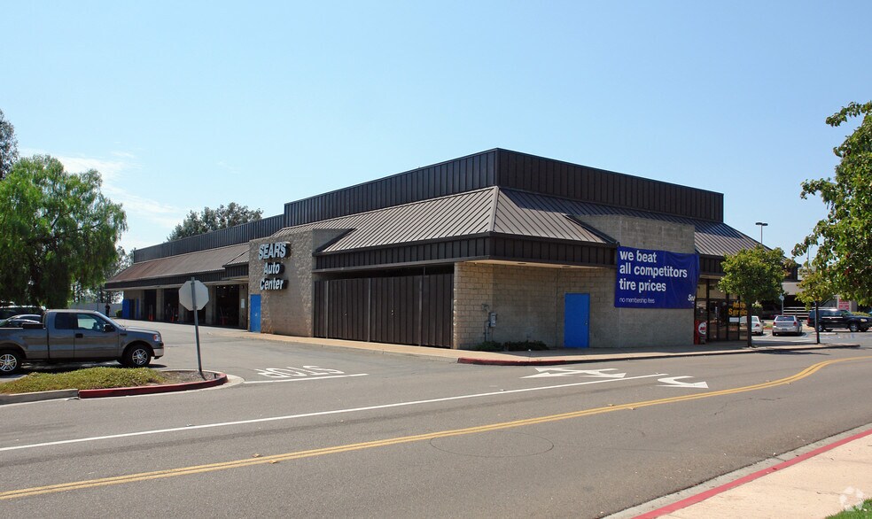 More Photos Of 4575 La Jolla Village Dr, San Diego General Retail For Sale