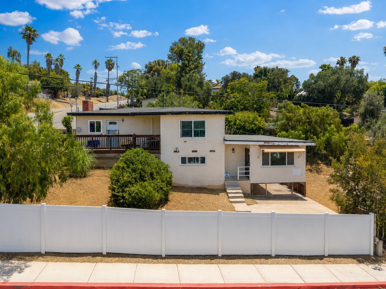 More Photos Of 401-407 Idaho Ave, Escondido Apartments For Sale
