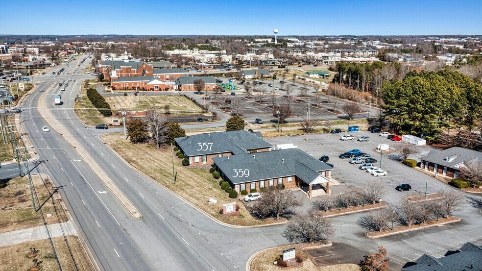 Primary Photo Of 357-359 Williamson Rd, Mooresville Medical For Sale