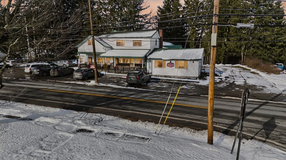 More Photos Of 2353 State Highway 80, West Burlington Freestanding For Sale