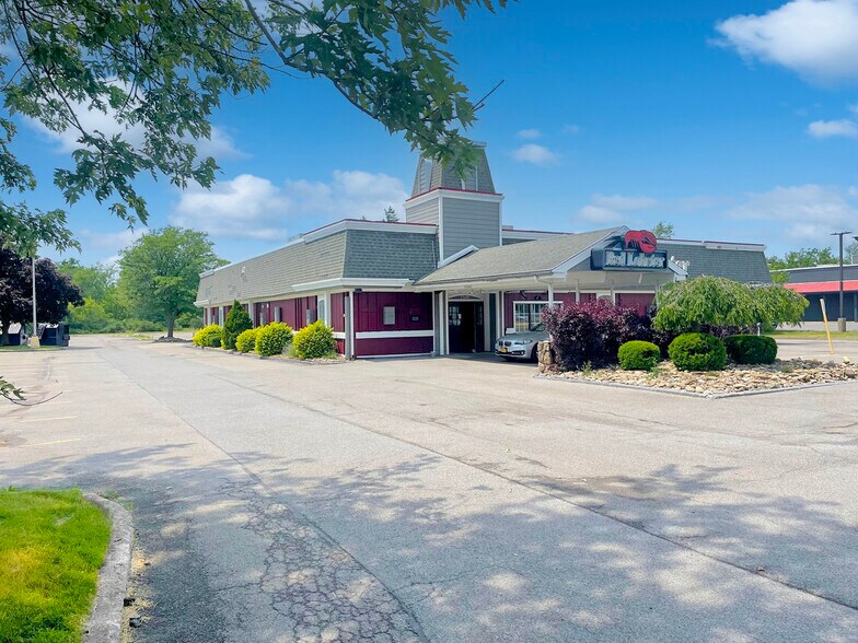 More Photos Of 7540 Transit Rd, Amherst Restaurant For Sale