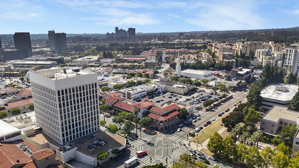 More Photos Of 901-951 Westwood Blvd, Los Angeles General Retail For Lease