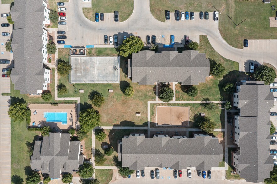 More Photos Of 1500 S Avenue K, Portales Multifamily For Sale