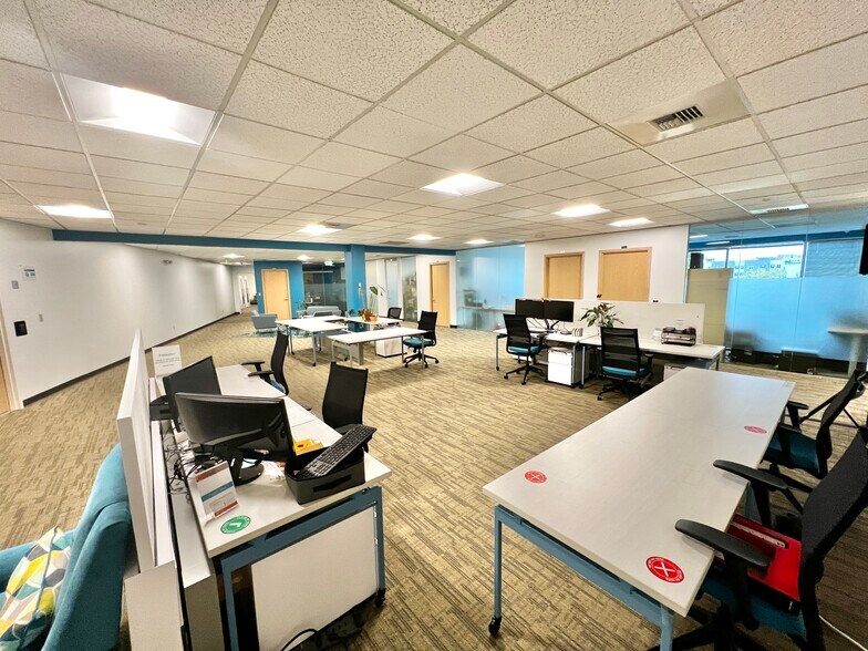 More Photos Of 3600 136th Pl SE, Bellevue Coworking Space