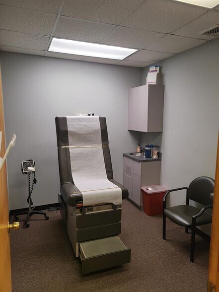 More Photos Of 91A, Cedarhurst Medical For Sale