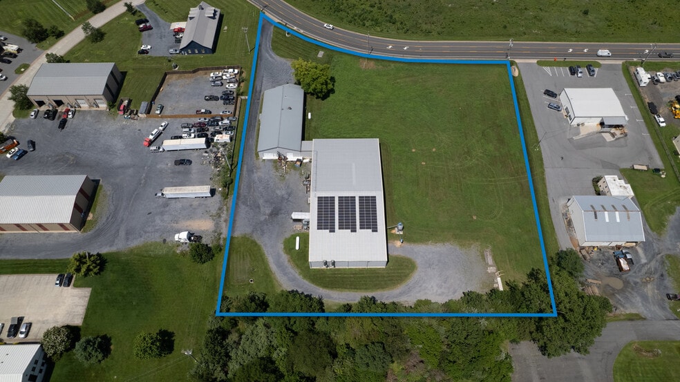 More Photos Of 641 Acorn Dr, Harrisonburg Manufacturing For Sale