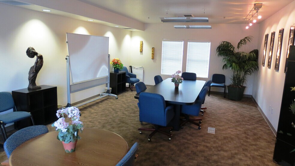 More Photos Of 1925 E Prater Way, Sparks Office For Sale