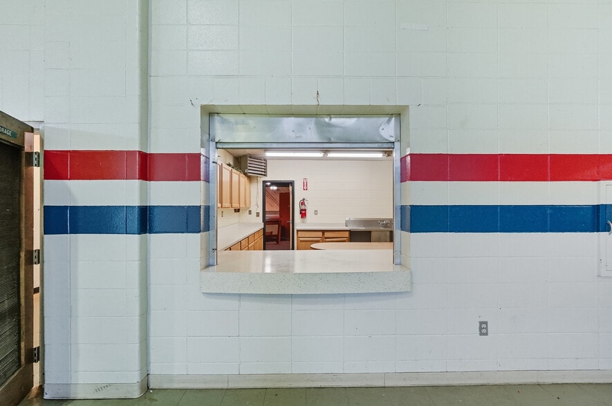 More Photos Of 50 Augspurger Ave, Hamilton Religious Facility For Sale