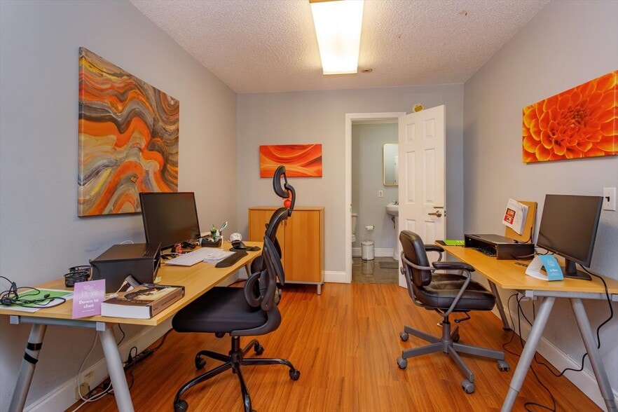 More Photos Of 37 Hill Ave, Orlando Flex For Sale