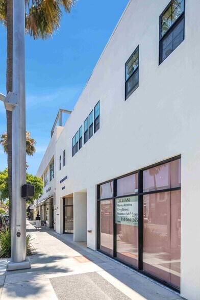 More Photos Of 433-435 N Beverly Dr, Beverly Hills General Retail For Lease