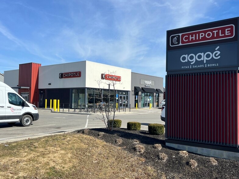 More Photos Of 7140-7162 Longhorn Dr, Sunbury Storefront For Sale