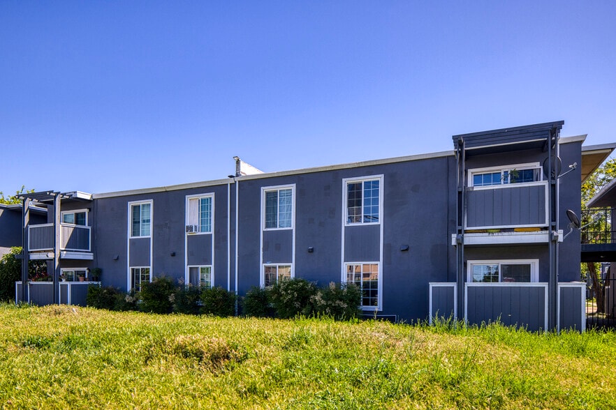 More Photos Of 6267 Martin Luther King Jr Blvd, Sacramento Apartments For Sale