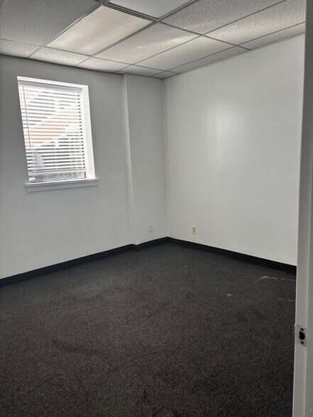 More Photos Of 131 Main St, Hackensack Office Residential For Lease