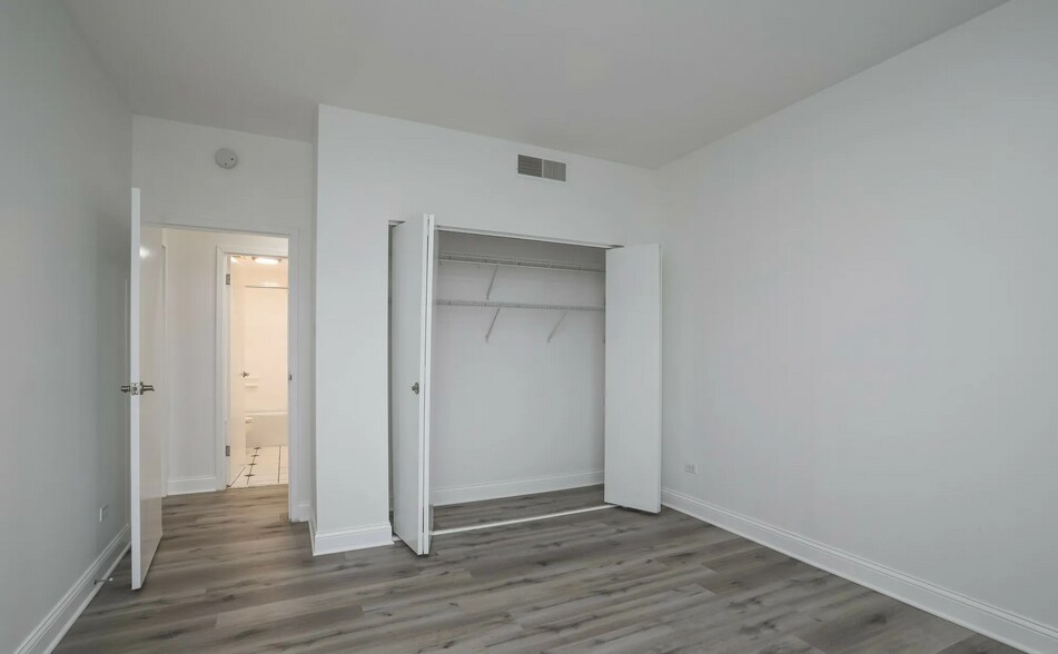 More Photos Of 520 S 2nd St, Springfield Apartments For Sale