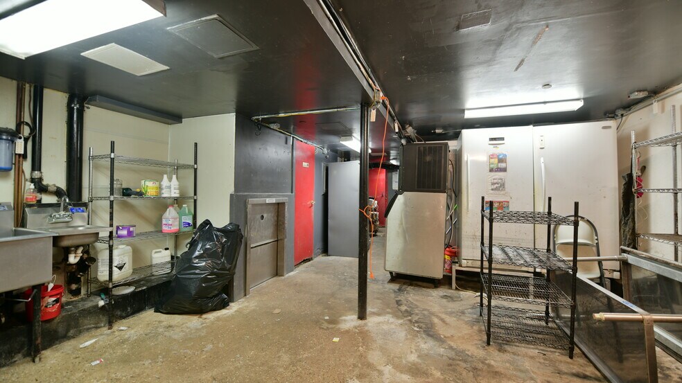 More Photos Of 5909 71st Ave, Ridgewood Restaurant For Sale