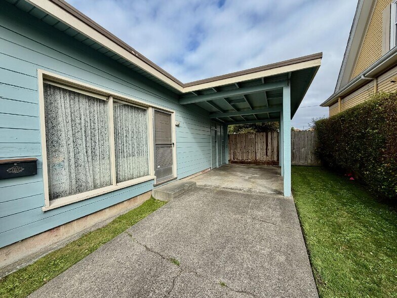 More Photos Of 2805 California St, Eureka Apartments For Sale