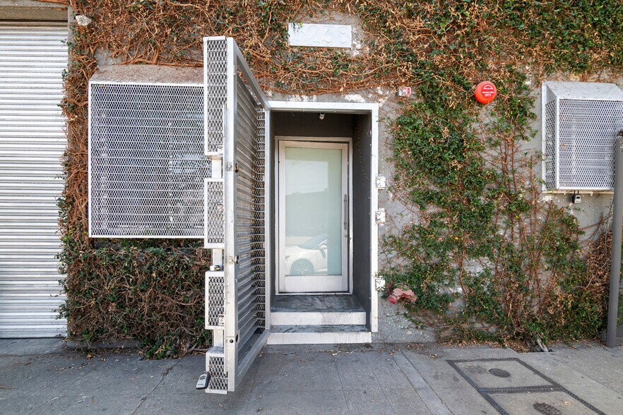 More Photos Of 3238 Union Pacific Ave, Los Angeles Industrial For Lease