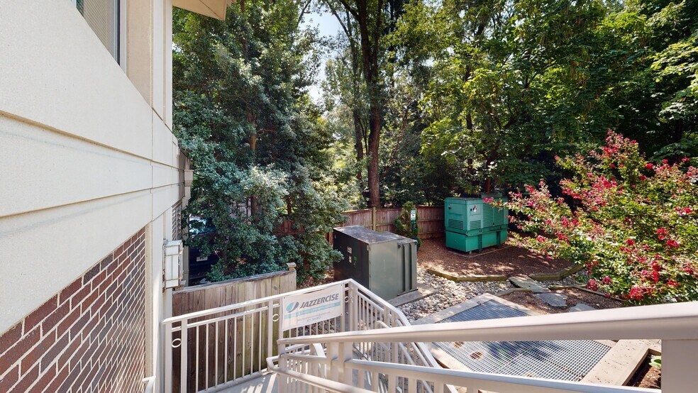 More Photos Of 513 W Broad St, Falls Church Apartments For Sale