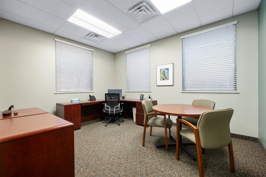 More Photos Of 3000 W White River Blvd, Muncie Office For Lease