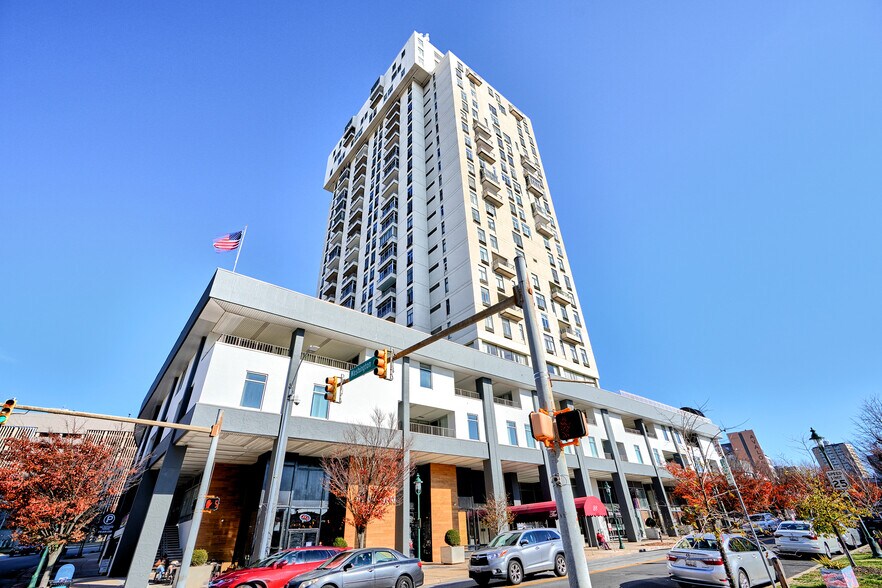 More Photos Of 28 Allegheny Ave, Towson Apartments For Sale