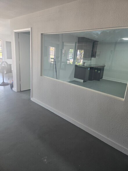 More Photos Of 329 School Dr, Poteet Skilled Nursing Facility For Sale