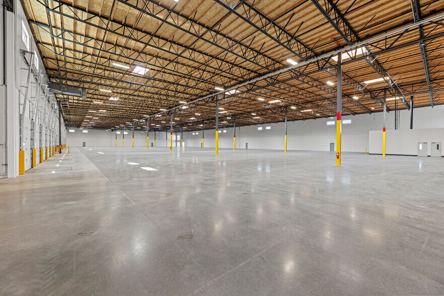 More Photos Of 6980 Resource Dr, Reno Warehouse For Lease