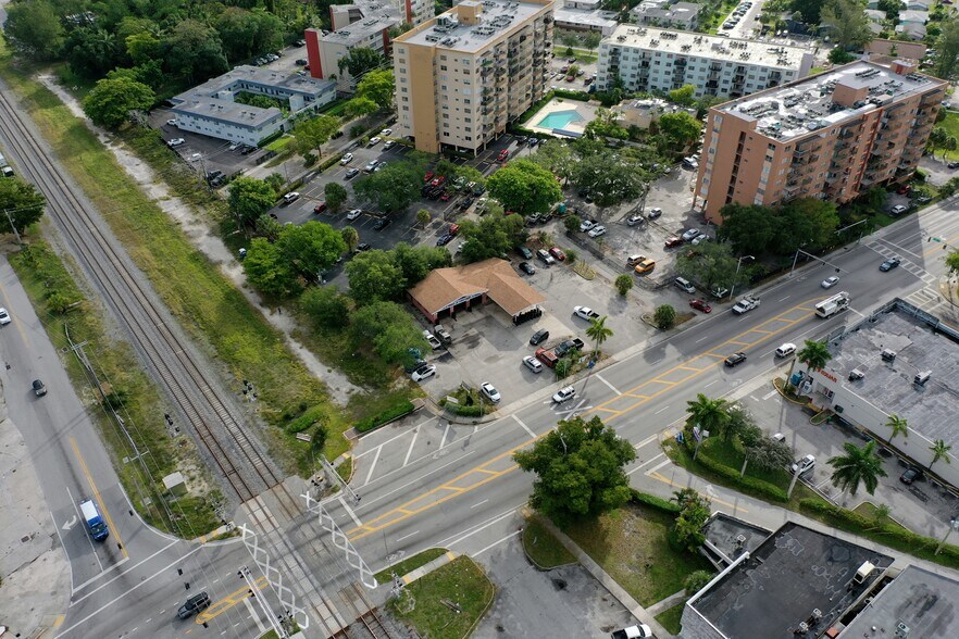More Photos Of 1401 NE 123rd St, North Miami Auto Repair For Lease