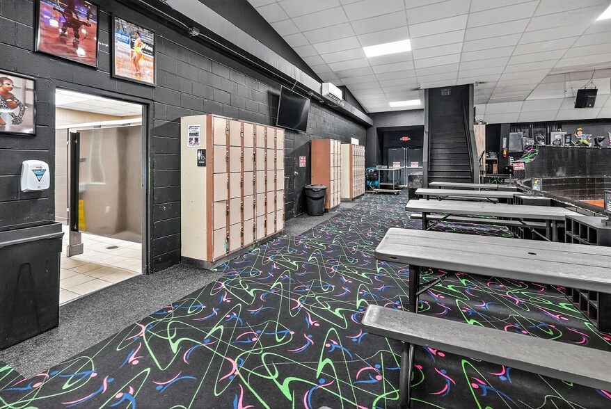 More Photos Of 1R Lawton Ave, Taunton Skating Rink For Sale