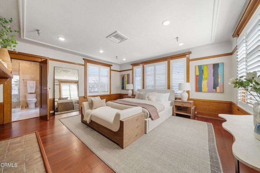 More Photos Of 380 Green St, Pasadena Office Residential For Sale