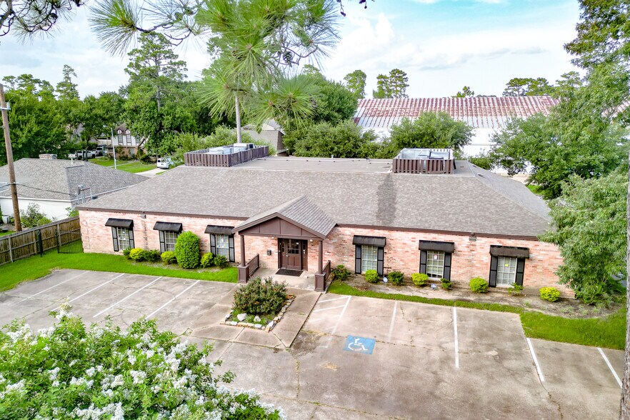 More Photos Of 14741 Pebble Bend Dr, Houston Loft Creative Space For Lease