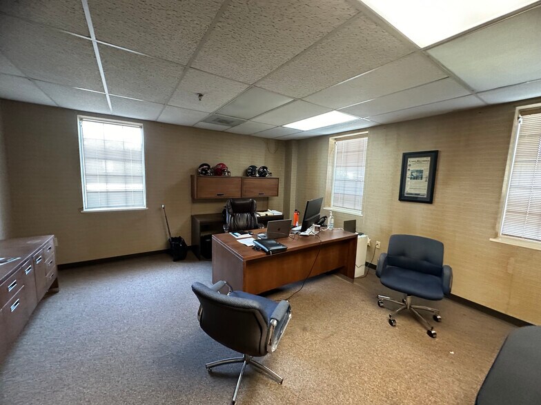 More Photos Of 165 Garrett Way NW, Milledgeville Light Manufacturing For Sale