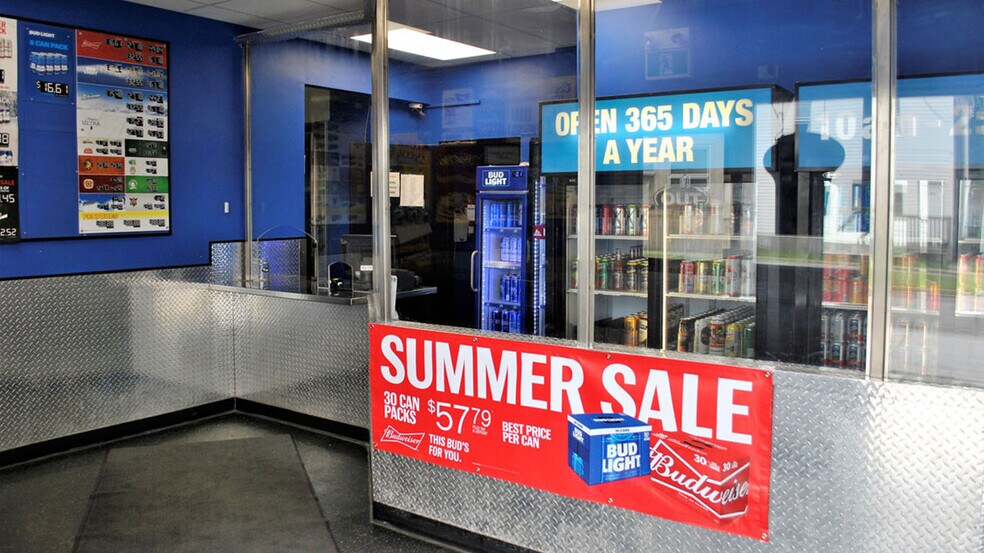 More Photos Of 1105 Arlington St, Winnipeg Storefront Retail Office For Sale