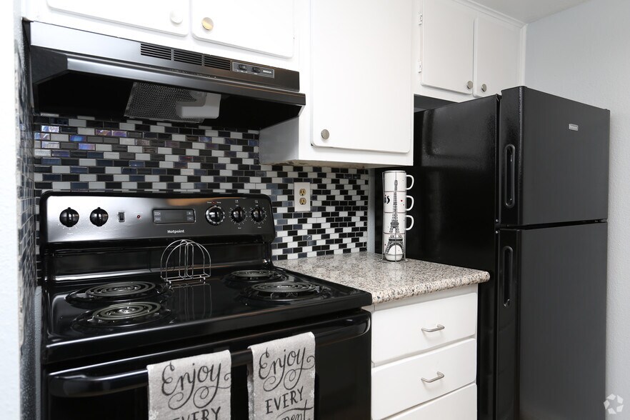 More Photos Of 10000 Hammerly Blvd, Houston Apartments For Sale