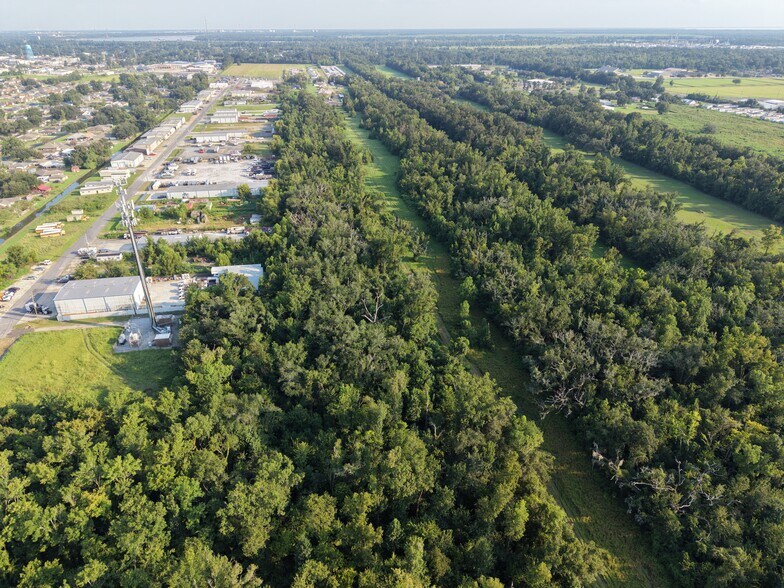 More Photos Of 945 Lyons Dr, La Place Land For Sale