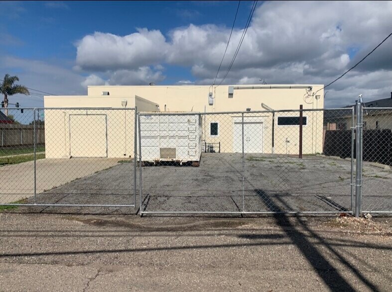 More Photos Of 208-210 E Ocean Ave, Lompoc Storefront For Lease