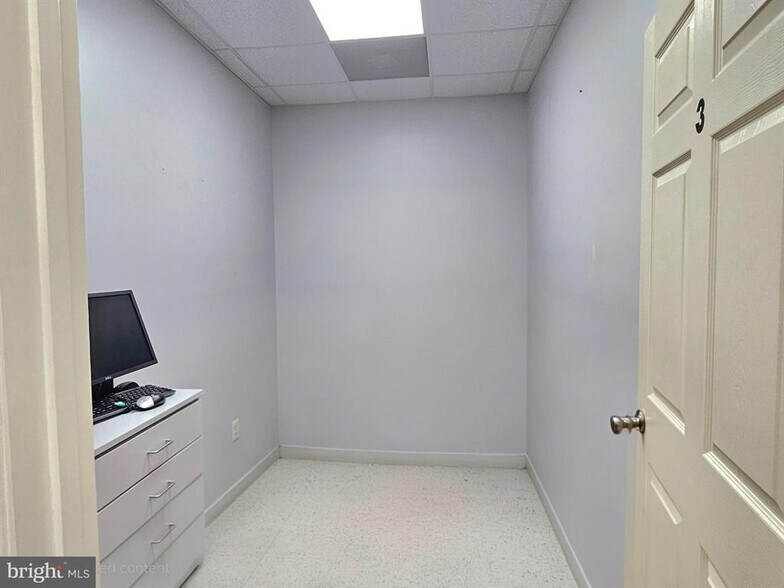 More Photos Of 7301 E Furnace Branch Rd, Glen Burnie Office For Lease