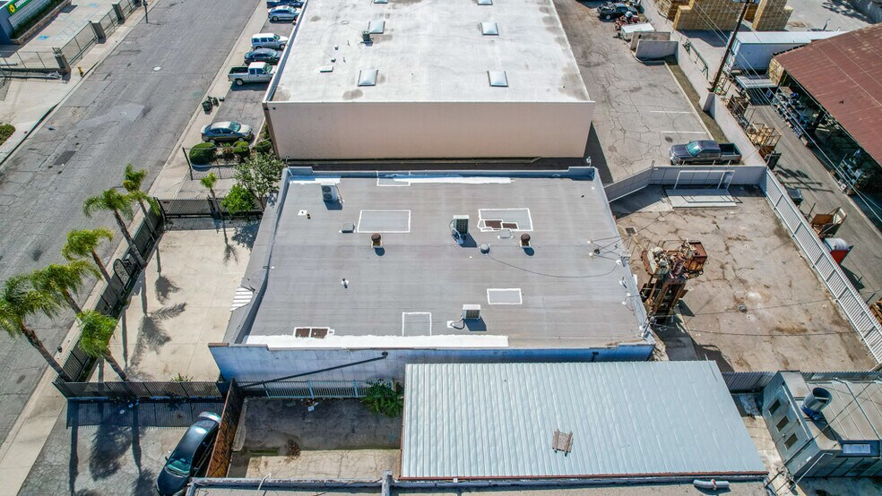 More Photos Of 343 N Clark Ave, Pomona Warehouse For Sale