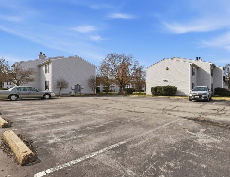 More Photos Of 1500 Sharen Dr, Salisbury Apartments For Sale