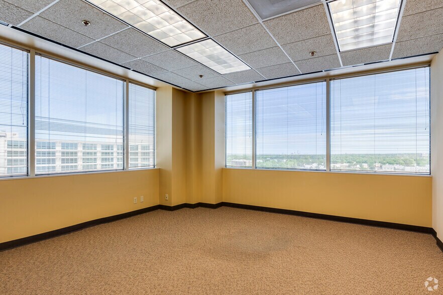 Photo of 8th Floor Ste 800