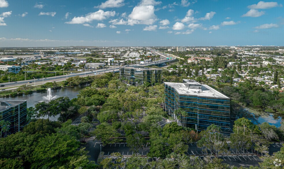 More Photos Of 800 Corporate Dr, Fort Lauderdale Office For Lease