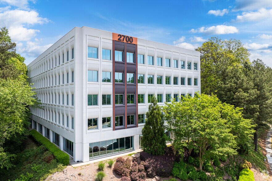 More Photos Of 2700 Cumberland Pky SE, Atlanta Coworking Space