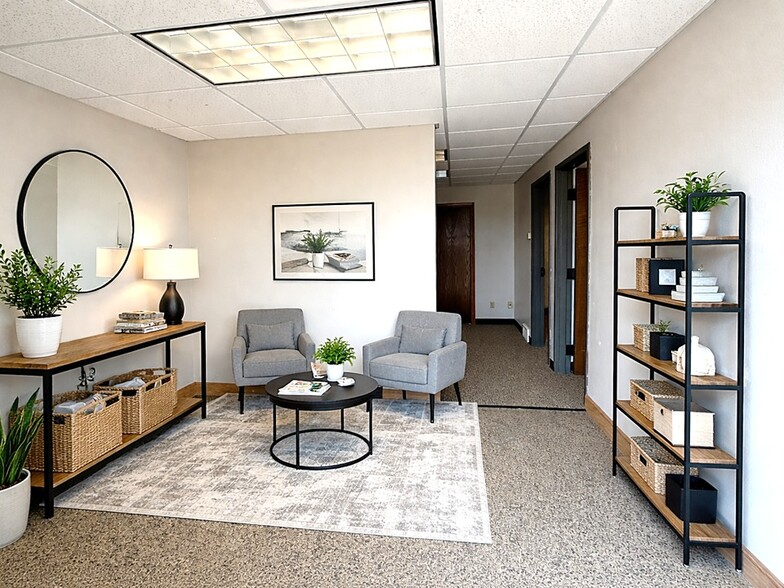 More Photos Of 27071 Mueller Place, Sioux Falls Warehouse For Lease